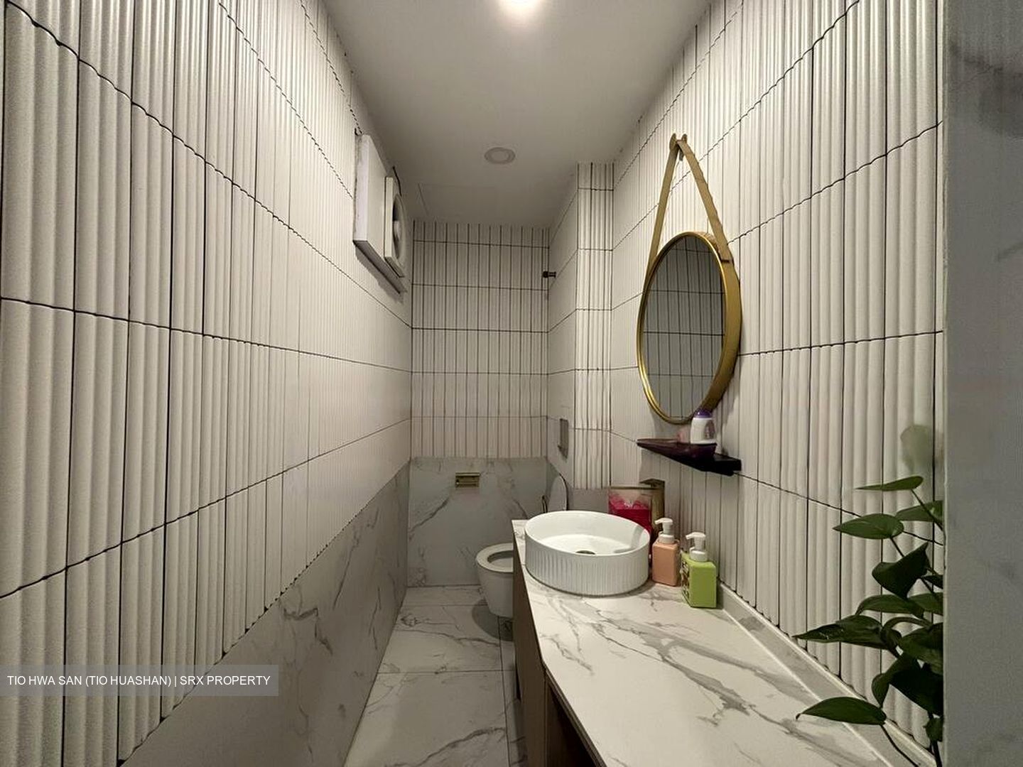 Lorong Liput (D10), Retail #453472821